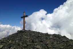 Bergklub: Piz Platta (3392 m.ü.M.)