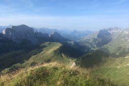 Bergklub: Cheval Blanc (2147 m.ü.M.)